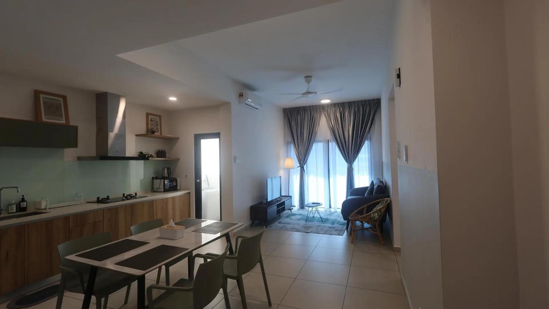 アパート Reizz Residence By Tr Suites クアラルンプール