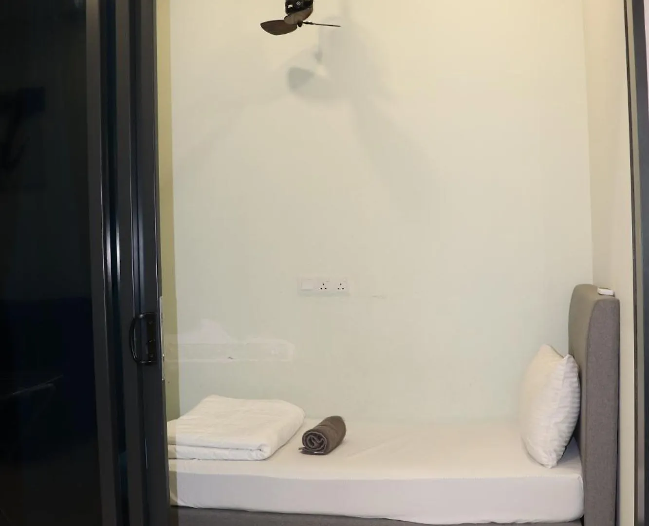 アパート Reizz Residence By Tr Suites クアラルンプール